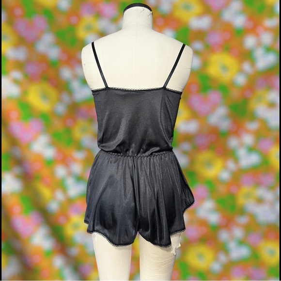 Vintage black teddy romper - Picture 3 of 10